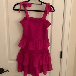 Hot pink dress size medium. Adjustable tie straps
